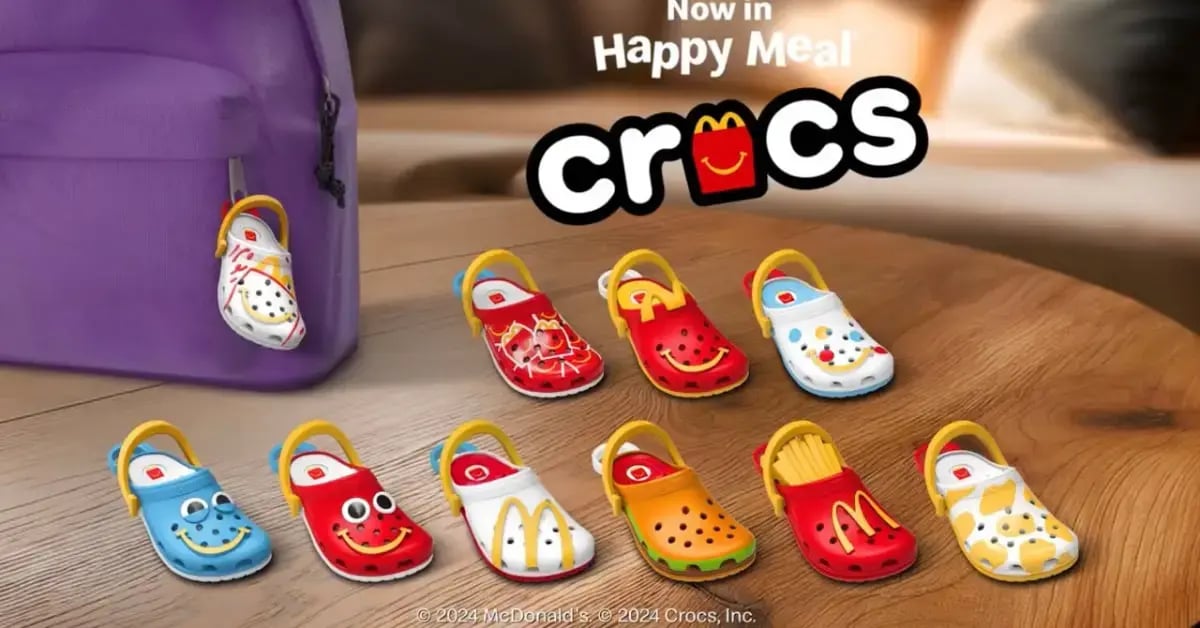 McDonalds Crocs Happy Meal (1)